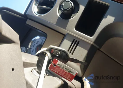 2010 Ford F-150 Lariat z USA, uszkodzony, nr VIN 1FTFW1EV2AFA42428